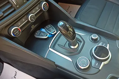 ALFA ROMEO GIULIA 2.2 D Super (Automata) Deep Blue Metallic +QV felnik +Eredeti Magyar Autó +Friss Műszaki +2X-s GARANCIA !!