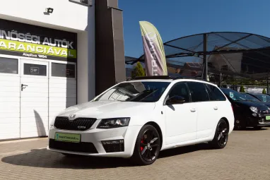 SKODA OCTAVIA Combi 2.0 CR TDI RS Euro 6 Panoráma +Maximális felszereltség +FULL Vezetett szervízkönyv +2X-s GARANCIA !!