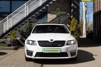 SKODA OCTAVIA Combi 2.0 CR TDI RS Euro 6 Panoráma +Maximális felszereltség +FULL Vezetett szervízkönyv +2X-s GARANCIA !!