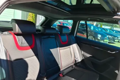 SKODA OCTAVIA Combi 2.0 CR TDI RS Euro 6 Panoráma +Maximális felszereltség +FULL Vezetett szervízkönyv +2X-s GARANCIA !!