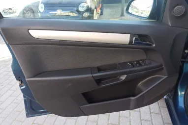 OPEL ASTRA H Caravan 1.6 Essentia Különleges Peacock metalic +Igényesen szervizelt +Felszerelt +2X-s GARANCIA !!