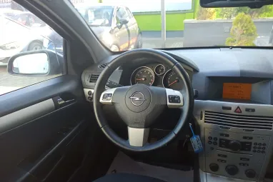 OPEL ASTRA H Caravan 1.6 Essentia Különleges Peacock metalic +Igényesen szervizelt +Felszerelt +2X-s GARANCIA !!