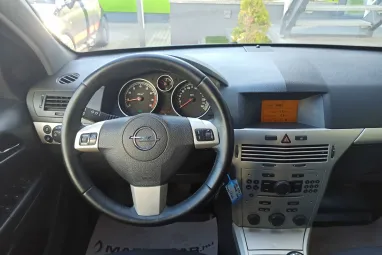 OPEL ASTRA H Caravan 1.6 Essentia Különleges Peacock metalic +Igényesen szervizelt +Felszerelt +2X-s GARANCIA !!