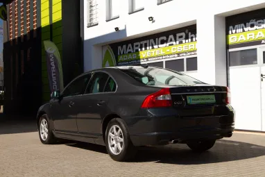 VOLVO S80 2.4 D [D5] R-Design Black Stone +White Leather +Igényes állapot +Első tulajdonos +2X-s GARANCIA !!