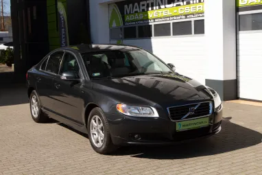 VOLVO S80 2.4 D [D5] R-Design Black Stone +White Leather +Igényes állapot +Első tulajdonos +2X-s GARANCIA !!
