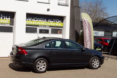 VOLVO S80 2.4 D [D5] R-Design Black Stone +White Leather +Igényes állapot +Első tulajdonos +2X-s GARANCIA !!