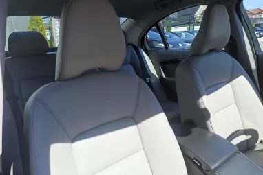 VOLVO S80 2.4 D [D5] R-Design Black Stone +White Leather +Igényes állapot +Első tulajdonos +2X-s GARANCIA !!