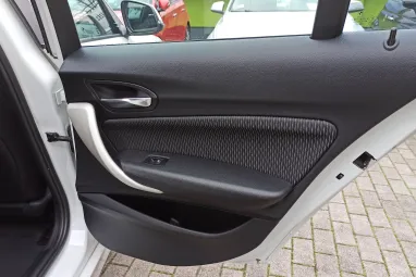 BMW 116i Alpinweiss +Első Tulajdonostól +120E.Km !! +Igényes állapot +2X-s GARANCIA !!