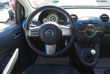 MAZDA 2 Sport 1.3 TE Plus Brilliant Black +Első Tulajdonos +Friss Műszaki +Keveset futott +2X-s GARANCIA !