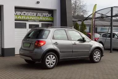 SUZUKI SX4 1.6 GS 4WD Galactic Gray +1.Tulajdonos +Friss Műszaki +Keveset futott +2X-s GARANCIA !!