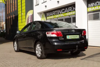 TOYOTA AVENSIS 1.8 Executive Night Time Black +1.Tulajdonostól +Vezérlés csere +Friss Műszaki +2X-s GARANCIA !!