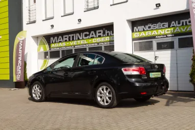 TOYOTA AVENSIS 1.8 Executive Night Time Black +1.Tulajdonostól +Vezérlés csere +Friss Műszaki +2X-s GARANCIA !!