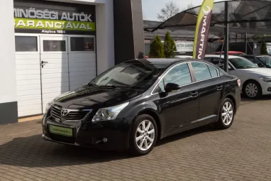 TOYOTA AVENSIS 1.8 Executive Night Time Black +1.Tulajdonostól +Vezérlés csere +Friss Műszaki +2X-s GARANCIA !!