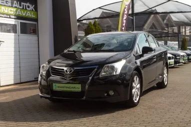 TOYOTA AVENSIS 1.8 Executive Night Time Black +1.Tulajdonostól +Vezérlés csere +Friss Műszaki +2X-s GARANCIA !!