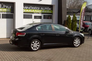 TOYOTA AVENSIS 1.8 Executive Night Time Black +1.Tulajdonostól +Vezérlés csere +Friss Műszaki +2X-s GARANCIA !!