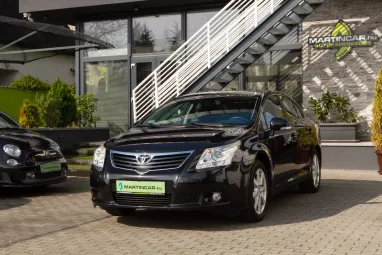 TOYOTA AVENSIS 1.8 Executive Night Time Black +1.Tulajdonostól +Vezérlés csere +Friss Műszaki +2X-s GARANCIA !!