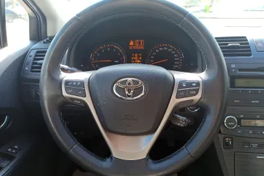 TOYOTA AVENSIS 1.8 Executive Night Time Black +1.Tulajdonostól +Vezérlés csere +Friss Műszaki +2X-s GARANCIA !!