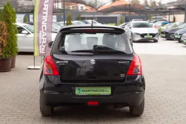 SUZUKI SWIFT 1.3 GLX 5DR 4WD Special Bluish Black Pearl +1.Tulajdonos +Keveset futott +2X-s GARANCIA !!
