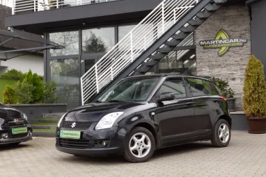 SUZUKI SWIFT 1.3 GLX 5DR 4WD Special Bluish Black Pearl +1.Tulajdonos +Keveset futott +2X-s GARANCIA !!