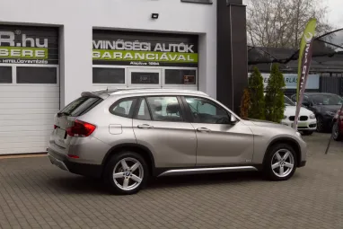 BMW X1 sDrive20d Mojave Beige +Igazoltan keveset futott + Full Szervizkönyv + 2x-s GARANCIA !!