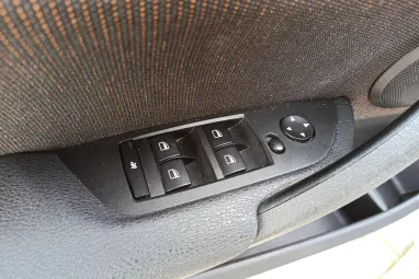 BMW X1 sDrive20d Mojave Beige +Igazoltan keveset futott + Full Szervizkönyv + 2x-s GARANCIA !!