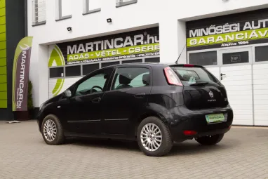 FIAT PUNTO 1.2 Easy Black Metallic +Friss Műszaki +Első Tulajdonostól +Stabil műszaki állapot !!