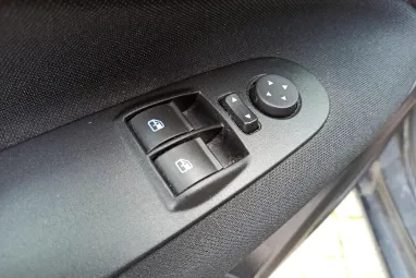 FIAT PUNTO 1.2 Easy Black Metallic +Friss Műszaki +Első Tulajdonostól +Stabil műszaki állapot !!