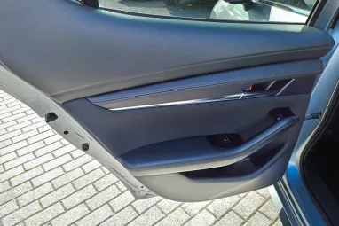 MAZDA 3 Hatchback 2.0 e-Skyactiv Plus (Automata) Limited MACHINE Gray +Magasan felszerelt +Magántulajdonból !!