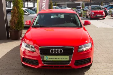 AUDI A4 Avant 2.0 PD TDI Reflexív MISANO RED Edition +Igényesen szervizelt +2X-s GARANCIA !!