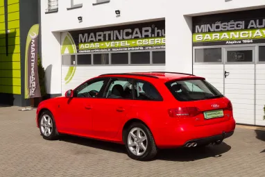 AUDI A4 Avant 2.0 PD TDI Reflexív MISANO RED Edition +Igényesen szervizelt +2X-s GARANCIA !!