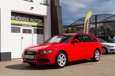 AUDI A4 Avant 2.0 PD TDI Reflexív MISANO RED Edition +Igényesen szervizelt +2X-s GARANCIA !!
