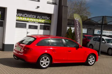 AUDI A4 Avant 2.0 PD TDI Reflexív MISANO RED Edition +Igényesen szervizelt +2X-s GARANCIA !!