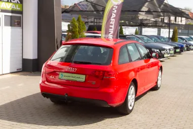 AUDI A4 Avant 2.0 PD TDI Reflexív MISANO RED Edition +Igényesen szervizelt +2X-s GARANCIA !!