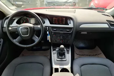 AUDI A4 Avant 2.0 PD TDI Reflexív MISANO RED Edition +Igényesen szervizelt +2X-s GARANCIA !!