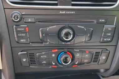 AUDI A4 Avant 2.0 PD TDI Reflexív MISANO RED Edition +Igényesen szervizelt +2X-s GARANCIA !!