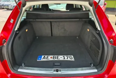 AUDI A4 Avant 2.0 PD TDI Reflexív MISANO RED Edition +Igényesen szervizelt +2X-s GARANCIA !!