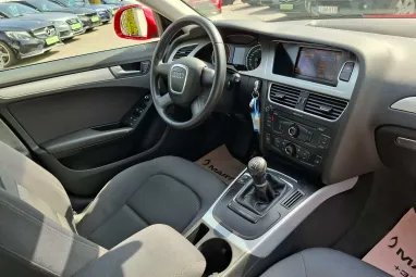 AUDI A4 Avant 2.0 PD TDI Reflexív MISANO RED Edition +Igényesen szervizelt +2X-s GARANCIA !!