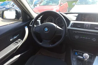 BMW 316d Mineral Grey Metallic +Első Tulajdonostól +Vezetett Szervizkönyv +2X-s GARANCIA !!