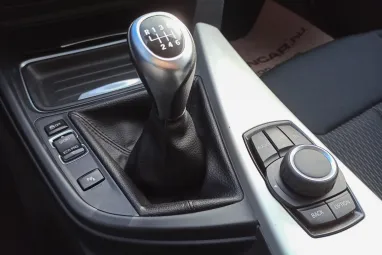 BMW 316d Mineral Grey Metallic +Első Tulajdonostól +Vezetett Szervizkönyv +2X-s GARANCIA !!