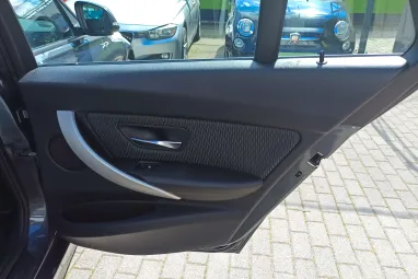 BMW 316d Mineral Grey Metallic +Első Tulajdonostól +Vezetett Szervizkönyv +2X-s GARANCIA !!