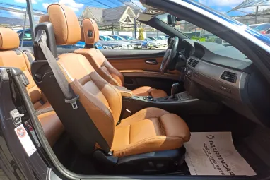 BMW 320d (Automata) Full Extra + Gyári Fényezés + Végig Vezetett Szervízkönyv + 2X-s GARANCIA !!