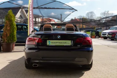 BMW 320d (Automata) Full Extra + Gyári Fényezés + Végig Vezetett Szervízkönyv + 2X-s GARANCIA !!