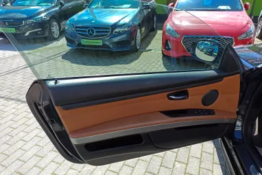 BMW 320d (Automata) Full Extra + Gyári Fényezés + Végig Vezetett Szervízkönyv + 2X-s GARANCIA !!