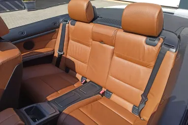 BMW 320d (Automata) Full Extra + Gyári Fényezés + Végig Vezetett Szervízkönyv + 2X-s GARANCIA !!