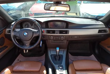 BMW 320d (Automata) Full Extra + Gyári Fényezés + Végig Vezetett Szervízkönyv + 2X-s GARANCIA !!