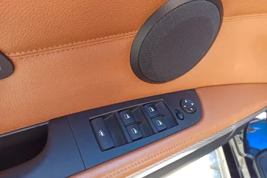 BMW 320d (Automata) Full Extra + Gyári Fényezés + Végig Vezetett Szervízkönyv + 2X-s GARANCIA !!