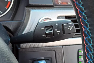 BMW 320d (Automata) Full Extra + Gyári Fényezés + Végig Vezetett Szervízkönyv + 2X-s GARANCIA !!