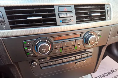BMW 320d (Automata) Full Extra + Gyári Fényezés + Végig Vezetett Szervízkönyv + 2X-s GARANCIA !!