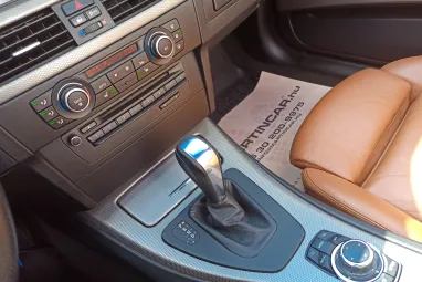 BMW 320d (Automata) Full Extra + Gyári Fényezés + Végig Vezetett Szervízkönyv + 2X-s GARANCIA !!