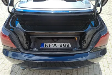 BMW 320d (Automata) Full Extra + Gyári Fényezés + Végig Vezetett Szervízkönyv + 2X-s GARANCIA !!